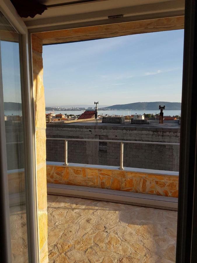 Apartment Dijana Kastela Exterior photo