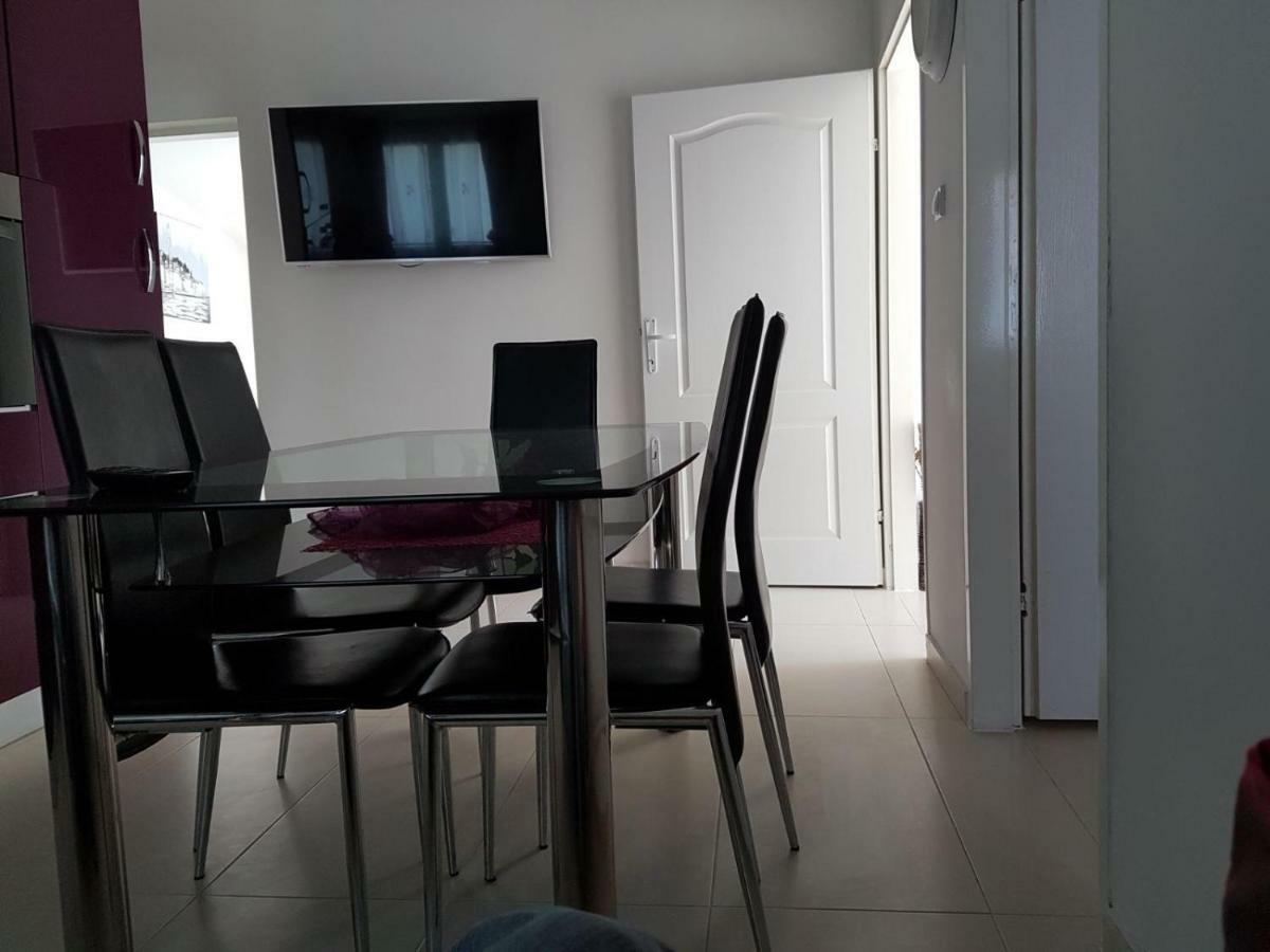 Apartment Dijana Kastela Exterior photo